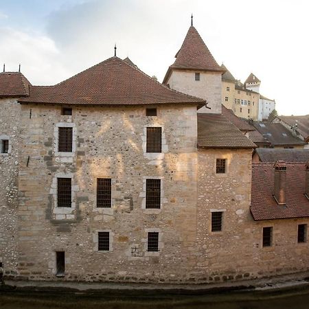 Lasuitedu12 - Aprtement For 2 People View Of The Old Prison Annecy Exterior photo